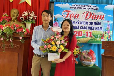 Tọa đàm “Nhân kỉ niệm 39 năm Ngày nhà giáo Việt Nam 20/11”