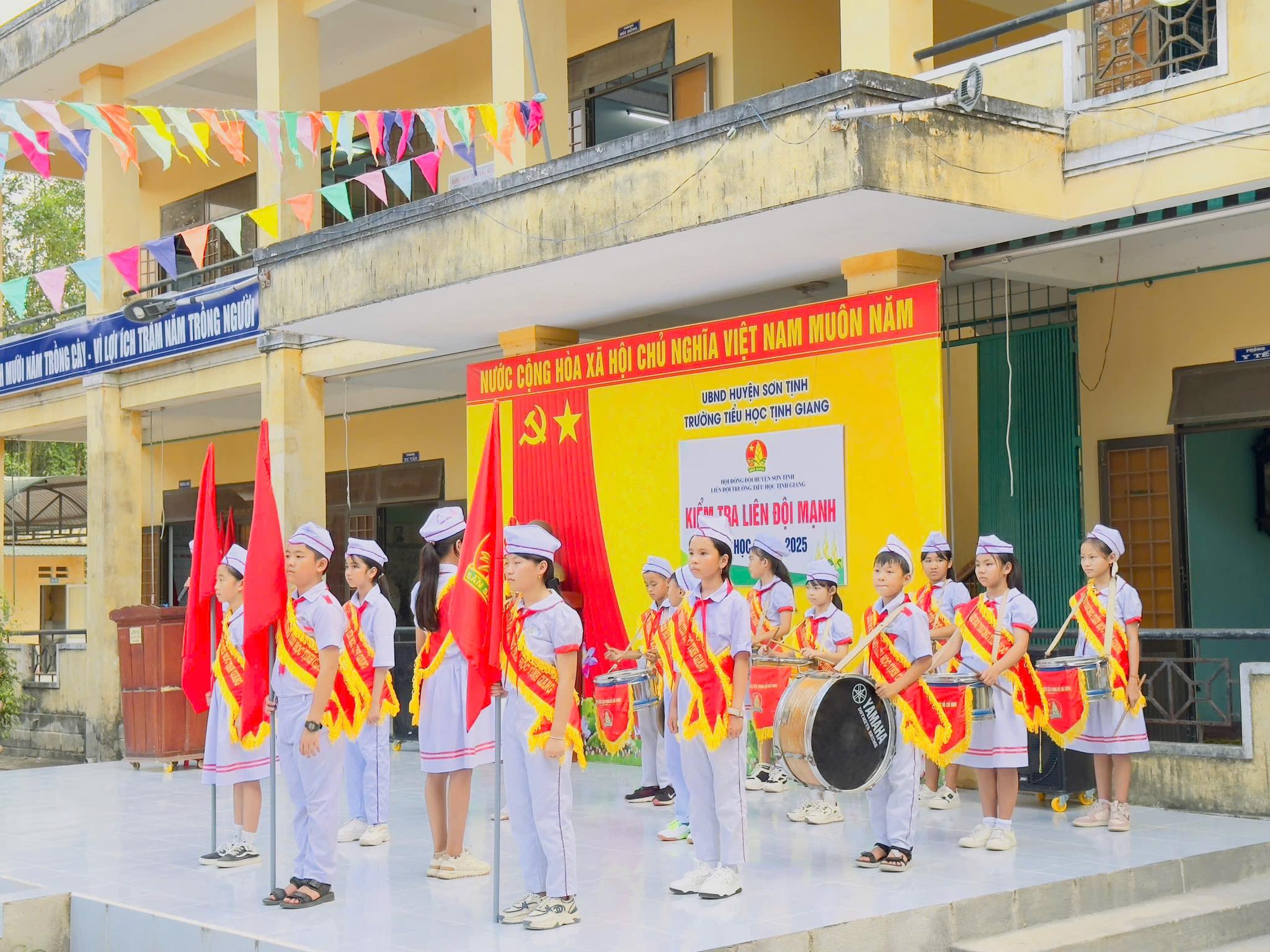 ĐÓN ĐOÀN KIỂM TRA LIÊN ĐỘI MẠNH NĂM HỌC 2024 – 2025